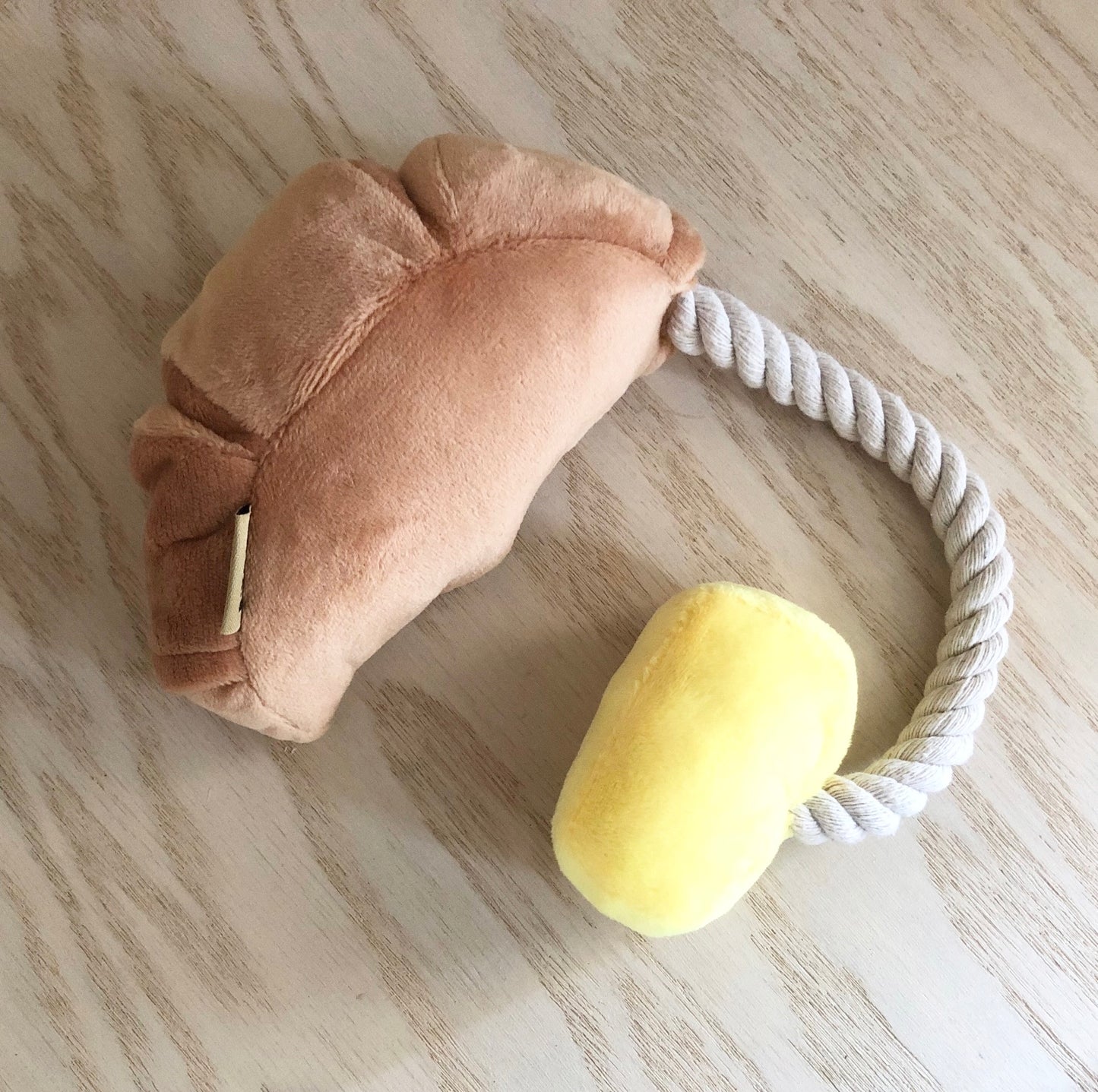 CROISSANT TOY